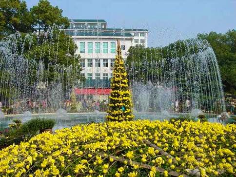 Central China Normal University Fountain 