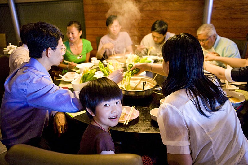 Family eating together-facts about Chinese food